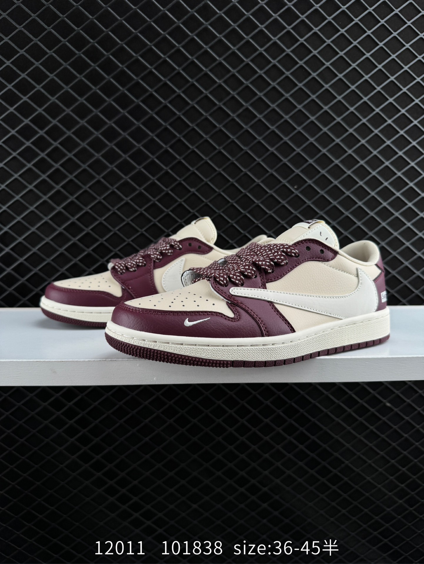 Travis Scott x Air Jordan 1 ” Reverse Mocha “